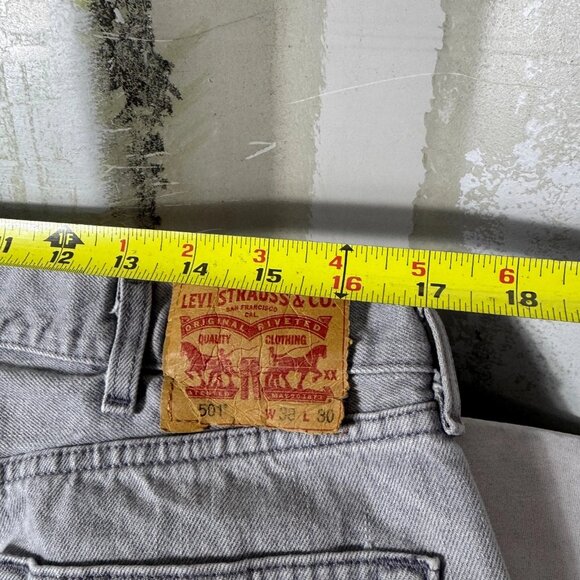 Levis 501 Mens Straight Leg Jeans Gray Button Fly 5-Pocket Outdoor Size 38x30 - Picture 16 of 16